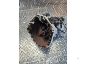 Gebruikte Versnellingsbak Lancia Ypsilon (843) 1.4 Prijs € 250,00 Margeregeling aangeboden door Autosloopbedrijf H.C.Stouten