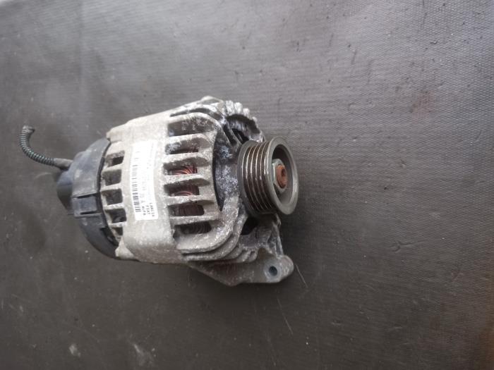 Dynamo van een Lancia Ypsilon (843) 1.4 2008