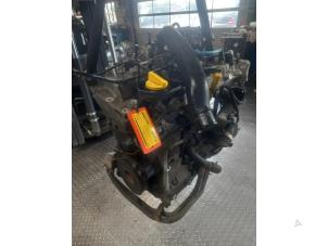 Gebruikte Motor Renault Clio III Estate/Grandtour (KR) 1.2 16V TCE 100 Prijs € 350,00 Margeregeling aangeboden door Autosloopbedrijf H.C.Stouten