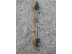 Gebruikte Homokineetas rechts-voor Hyundai i30 Crosswagon (WWH) 1.6 CVVT 16V Prijs € 45,00 Margeregeling aangeboden door Autosloopbedrijf H.C.Stouten