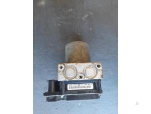 Gebruikte ABS Pomp Ford Transit 2.2 TDCi 16V Prijs € 90,75 Inclusief btw aangeboden door Autosloopbedrijf H.C.Stouten