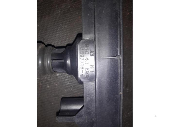 Gebruikte Bobine Citroen C5 II Berline (RC) 2.0 16V Prijs € 40,00 Margeregeling aangeboden door Autosloopbedrijf H.C.Stouten