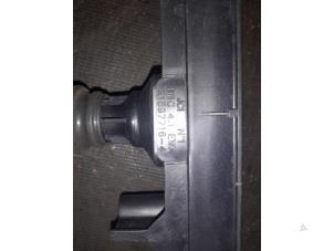 Gebruikte Bobine Citroen C5 II Berline (RC) 2.0 16V Prijs € 40,00 Margeregeling aangeboden door Autosloopbedrijf H.C.Stouten