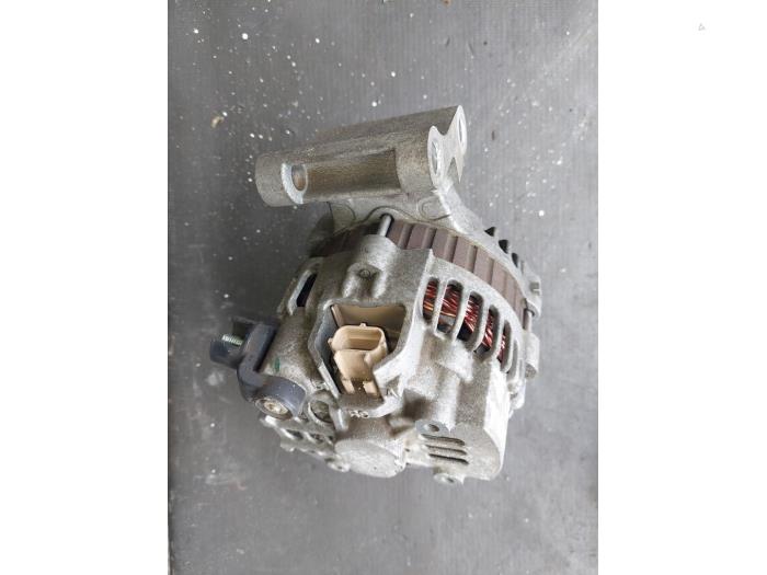 Gebruikte Dynamo Ford Fusion 1.4 16V Prijs € 40,00 Margeregeling aangeboden door Autosloopbedrijf H.C.Stouten