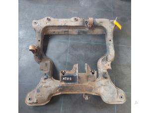Gebruikte Subframe Hyundai Atos 1.0 12V Prijs € 100,00 Margeregeling aangeboden door Autosloopbedrijf H.C.Stouten