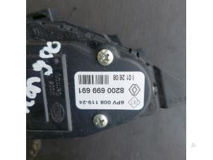 Gebruikte Gaspedaal Renault Modus/Grand Modus (JP) 1.2 16V Prijs € 50,00 Margeregeling aangeboden door Autosloopbedrijf H.C.Stouten