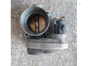 Gebruikte Gasklephuis Seat Arosa (6H1) 1.4i 16V Prijs € 40,00 Margeregeling aangeboden door Autosloopbedrijf H.C.Stouten