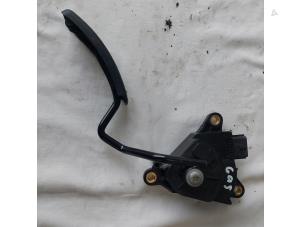 Gebruikte Gaspedaal Renault Clio III (BR/CR) 1.2 16V 75 Prijs € 35,00 Margeregeling aangeboden door Autosloopbedrijf H.C.Stouten