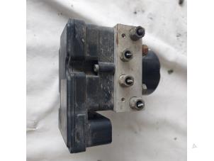 Gebruikte ABS Pomp Opel Astra H GTC (L08) 1.8 16V Prijs € 125,00 Margeregeling aangeboden door Autosloopbedrijf H.C.Stouten