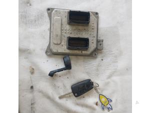 Gebruikte Kontaktslot + computer Opel Astra H GTC (L08) 1.8 16V Prijs op aanvraag aangeboden door Autosloopbedrijf H.C.Stouten