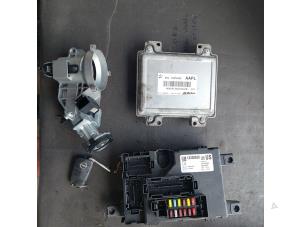 Gebruikte Kontaktslot + computer Opel Corsa D 1.2 16V Prijs € 125,00 Margeregeling aangeboden door Autosloopbedrijf H.C.Stouten