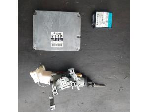 Gebruikte Kontaktslot + computer Mazda Demio (DW) 1.3 16V Prijs € 125,00 Margeregeling aangeboden door Autosloopbedrijf H.C.Stouten