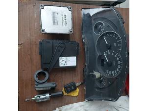 Gebruikte Kontaktslot + computer Opel Meriva 1.6 Prijs € 125,00 Margeregeling aangeboden door Autosloopbedrijf H.C.Stouten