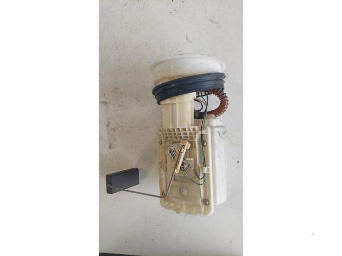 Gebruikte Tank element Pomp Seat Arosa (6H1) 1.4i 16V Prijs € 40,00 Margeregeling aangeboden door Autosloopbedrijf H.C.Stouten
