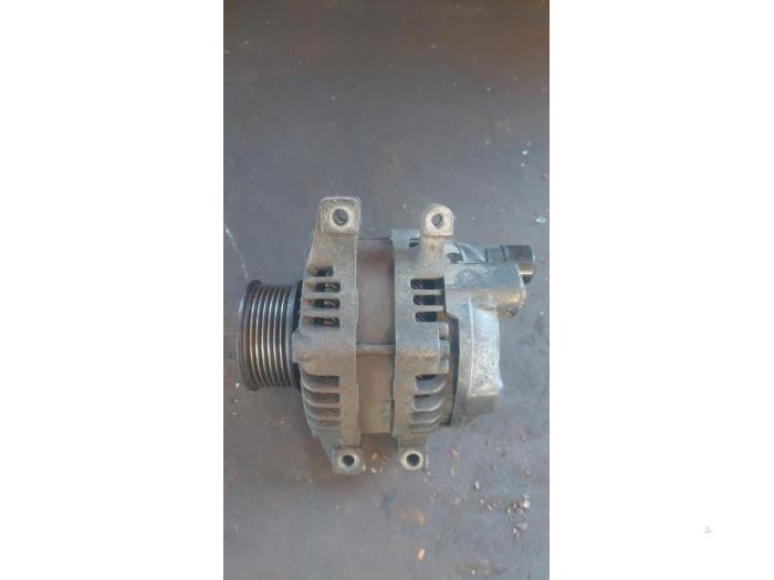 Gebruikte Dynamo Honda Civic (FK/FN) 2.2 i-CTDi 16V Prijs € 40,00 Margeregeling aangeboden door Autosloopbedrijf H.C.Stouten