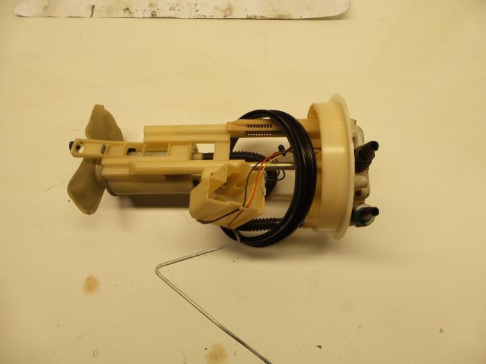 Gebruikte Tank element Pomp Renault Laguna I (B56) 1.8 Prijs € 40,00 Margeregeling aangeboden door Autosloopbedrijf H.C.Stouten