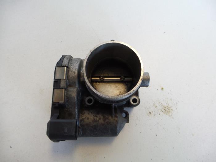 Gebruikte Gasklephuis Seat Leon (1M1) 1.8 20V Turbo Prijs € 60,00 Margeregeling aangeboden door Autosloopbedrijf H.C.Stouten
