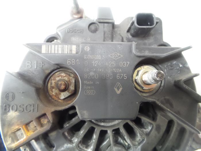 Gebruikte Dynamo Renault Clio III (BR/CR) 1.5 dCi 105 Prijs € 50,00 Margeregeling aangeboden door Autosloopbedrijf H.C.Stouten