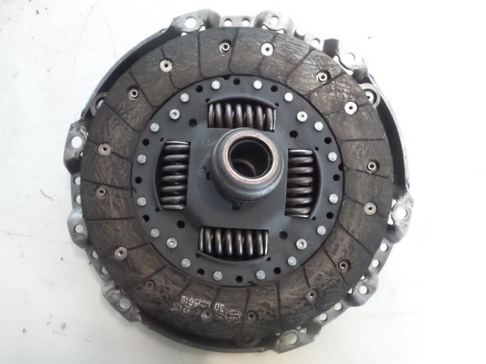 Gebruikte Koppelingsset (compleet) Peugeot 206 (2A/C/H/J/S) 2.0 GTI 16V Prijs € 50,00 Margeregeling aangeboden door Autosloopbedrijf H.C.Stouten
