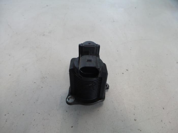 Gebruikte Uitlaat gasklep (EGR) Renault Megane II (BM/CM) 1.5 dCi 100 Prijs € 50,00 Margeregeling aangeboden door Autosloopbedrijf H.C.Stouten