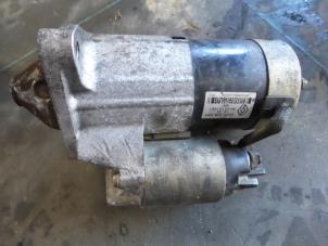 Gebruikte Startmotor Renault Megane Scenic Prijs € 50,00 Margeregeling aangeboden door Autosloopbedrijf H.C.Stouten