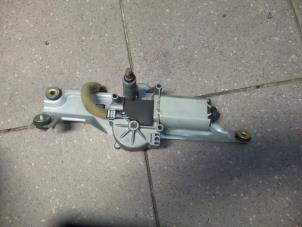 Gebruikte Motor Ruitenwisser achter Honda Civic Aerodeck (MB/MC) 1.5i VTEC-E II 16V Prijs € 40,00 Margeregeling aangeboden door Autosloopbedrijf H.C.Stouten
