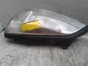 Gebruikte Koplamp links Opel Astra G (F08/48) 1.6 Prijs € 30,00 Margeregeling aangeboden door Autodemontage de Zaag