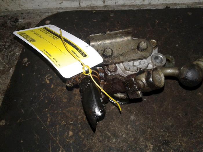 Gebruikte Pomp Servo Nissan Micra (K11) 1.0 16V Prijs op aanvraag aangeboden door Autodemontage de Zaag