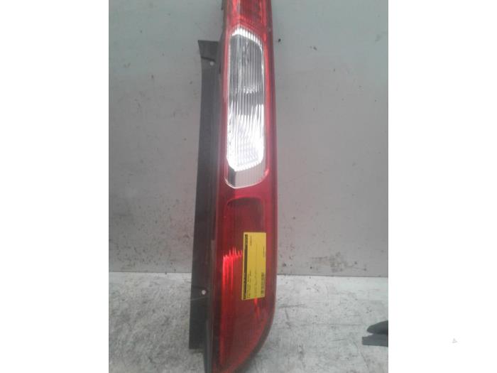 Achterlicht rechts van een Ford Focus 2 1.6 16V 2005