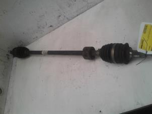 Gebruikte Aandrijfas rechts-voor Suzuki Swift (ZA/ZC/ZD1/2/3/9) 1.3 VVT 16V Prijs € 35,00 Margeregeling aangeboden door Autodemontage de Zaag