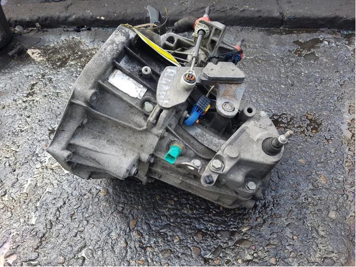 Versnellingsbak van een Renault Megane II (BM/CM) 1.5 dCi 105 2005