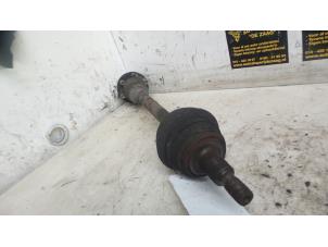 Gebruikte Homokineetas links-voor Volkswagen Golf IV (1J1) 1.4 16V Prijs € 30,00 Margeregeling aangeboden door Autodemontage de Zaag