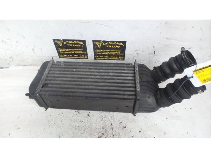 Gebruikte Intercooler Peugeot 207/207+ (WA/WC/WM) 1.6 HDi 16V Prijs € 50,00 Margeregeling aangeboden door Autodemontage de Zaag