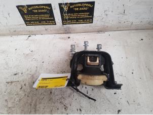 Gebruikte Motorrubber Peugeot 208 I (CA/CC/CK/CL) 1.6 HDi 115 16V Prijs € 50,00 Margeregeling aangeboden door Autodemontage de Zaag