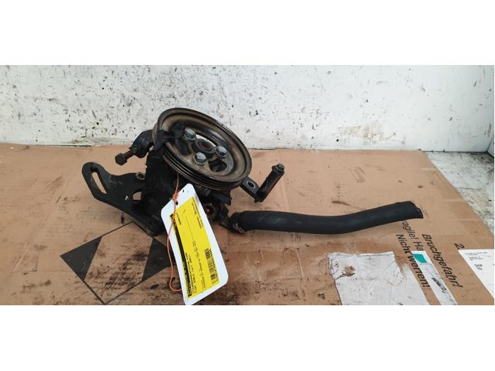 Gebruikte Servopomp Fiat Doblo (223A/119) 1.2 Prijs € 25,00 Margeregeling aangeboden door Autodemontage de Zaag