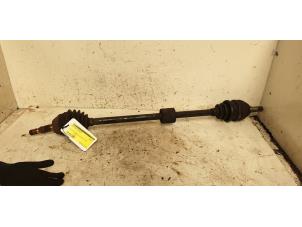 Gebruikte Aandrijfas rechts-voor Opel Astra H (L48) 1.7 CDTi 16V Prijs € 25,00 Margeregeling aangeboden door Autodemontage de Zaag