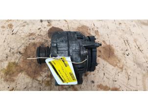 Gebruikte Dynamo Mitsubishi Grandis (NA) 2.0 DI-D 16V Prijs € 35,00 Margeregeling aangeboden door Autodemontage de Zaag