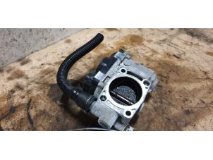 Gebruikte Gasklephuis Opel Meriva Mk.I 1.6 16V Twin Port Prijs € 50,00 Margeregeling aangeboden door Autodemontage de Zaag