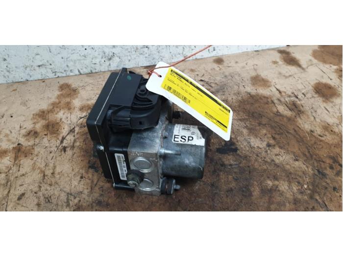 Gebruikte ABS Pomp Alfa Romeo MiTo (955) 1.4 Turbo Multi Air 16V Prijs € 100,00 Margeregeling aangeboden door Autodemontage de Zaag