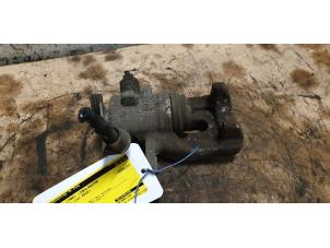 Gebruikte Remklauw (Tang) links-achter Peugeot 308 SW (4E/H) 1.6 VTI 16V Prijs € 35,00 Margeregeling aangeboden door Autodemontage de Zaag