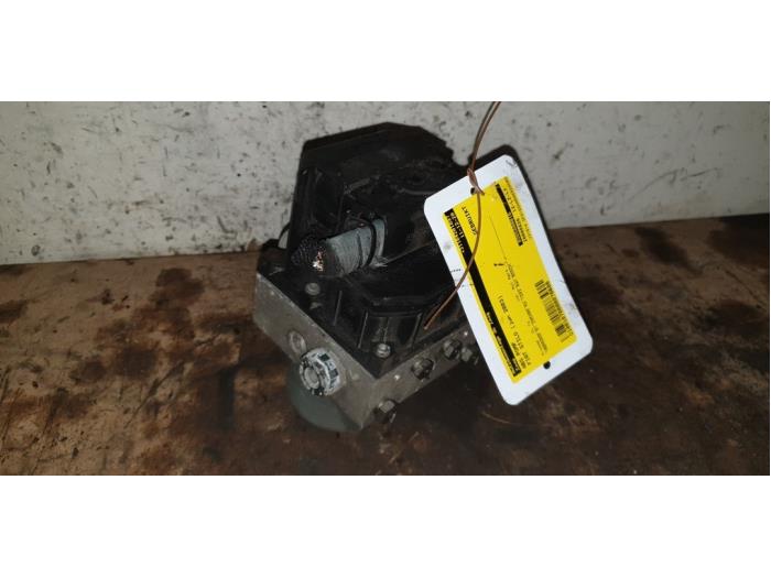 Gebruikte ABS Pomp Fiat Stilo (192A/B) 1.2 16V 3-Drs. Prijs € 50,00 Margeregeling aangeboden door Autodemontage de Zaag