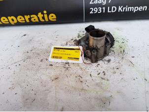 Gebruikte Gasklephuis Opel Vivaro 2.0 CDTI Prijs € 50,00 Margeregeling aangeboden door Autodemontage de Zaag