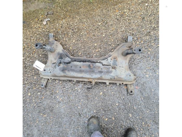 Gebruikte Subframe Daihatsu Materia 1.3 16V Prijs € 100,00 Margeregeling aangeboden door Autodemontage de Zaag