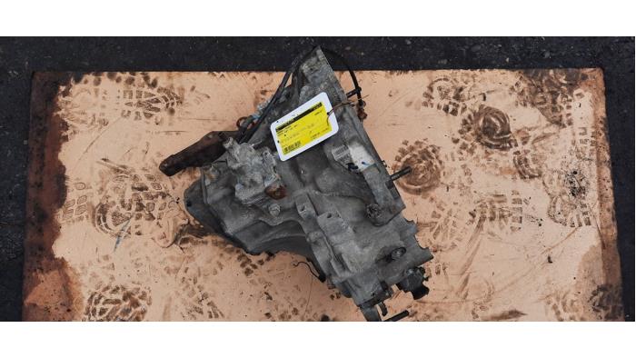 Gebruikte Versnellingsbak Suzuki Alto (SH410) 1.0 GA,GL Prijs € 175,00 Margeregeling aangeboden door Autodemontage de Zaag
