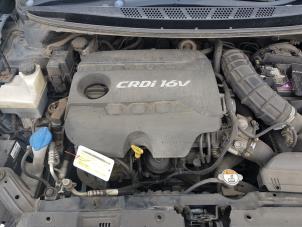 Gebruikte Motor Kia Cee'd Sportswagon Van 1.6 CRDi 16V VGT Prijs € 1.100,00 Margeregeling aangeboden door Autodemontage de Zaag