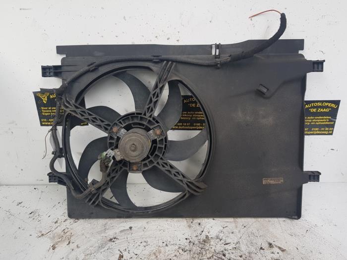 Gebruikte Fan Radiateur Opel Corsa D 1.2 16V Prijs € 30,00 Margeregeling aangeboden door Autodemontage de Zaag