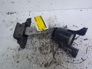 Gebruikte Motorsteun Ford Fiesta 6 (JA8) 1.4 TDCi Prijs € 50,00 Margeregeling aangeboden door Autodemontage de Zaag