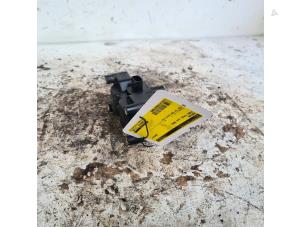 Gebruikte Bobine Ford Focus 2 1.6 16V Prijs € 35,00 Margeregeling aangeboden door Autodemontage de Zaag