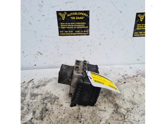 Gebruikte ABS Pomp Mini Mini (R56) 1.4 16V One Prijs € 100,00 Margeregeling aangeboden door Autodemontage de Zaag