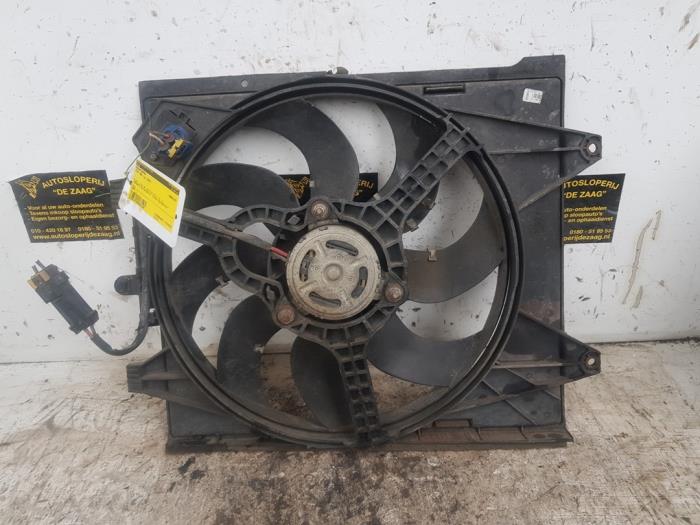 Gebruikte Fan Radiateur Fiat 500 (312) 1.2 Prijs € 30,00 Margeregeling aangeboden door Autodemontage de Zaag